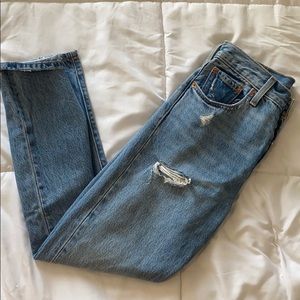 Levi’s 501  Distressed Jeans for Women Sz 25